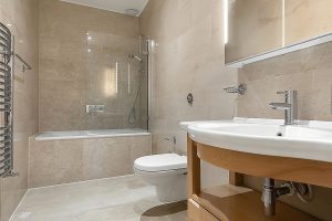 150496b6-e895-4caf-9553-e56be47a16e8-2000