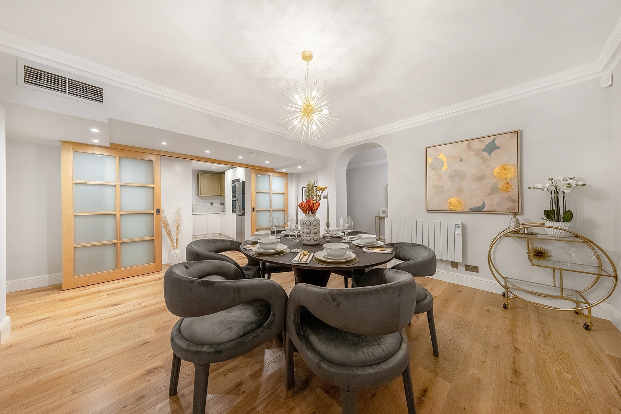 320ce391-f39c-4ff4-ba06-cfb41a857cd7-2000