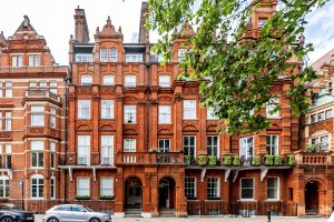 9-Flat 6, 58 Cadogan Square, London, SW1X 0JW--9