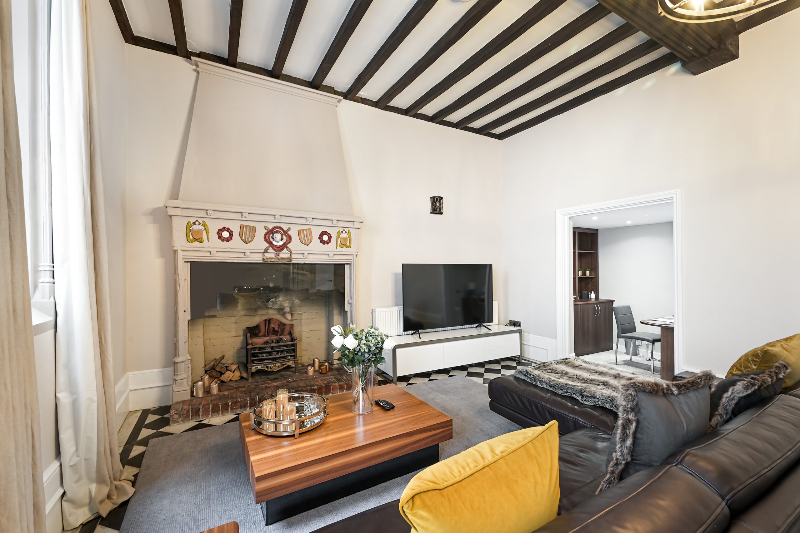 Savills_Chel Lets Flat 3 & 4, 7 Chelsea Embankment (12)