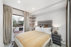 Savills_Chel Lets Flat 3 & 4, 7 Chelsea Embankment (15)