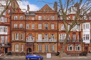 Savills_Chel Lets Flat 3 & 4, 7 Chelsea Embankment (2)