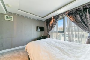 VICENTIA COURT, 74- (1)