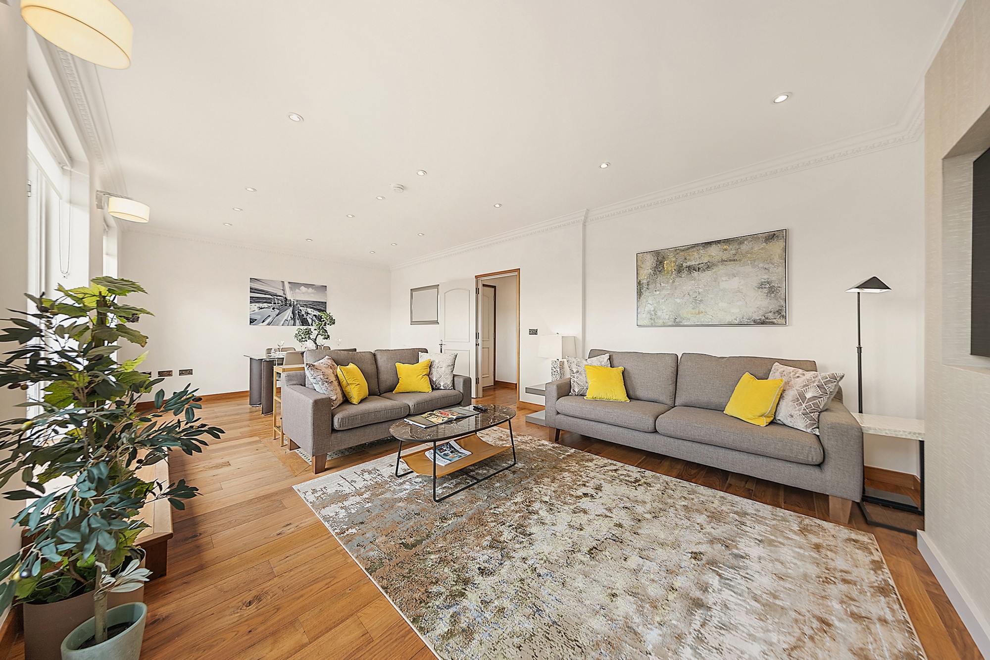 c248bcbb-8150-4655-ac98-6525e9318843-2000