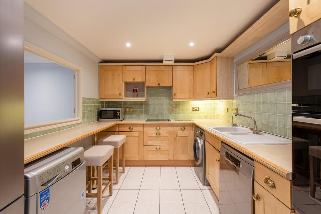 94745_BGV012114486_IMG_08_0002