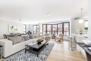 Farrar-2 Pullman Court-4