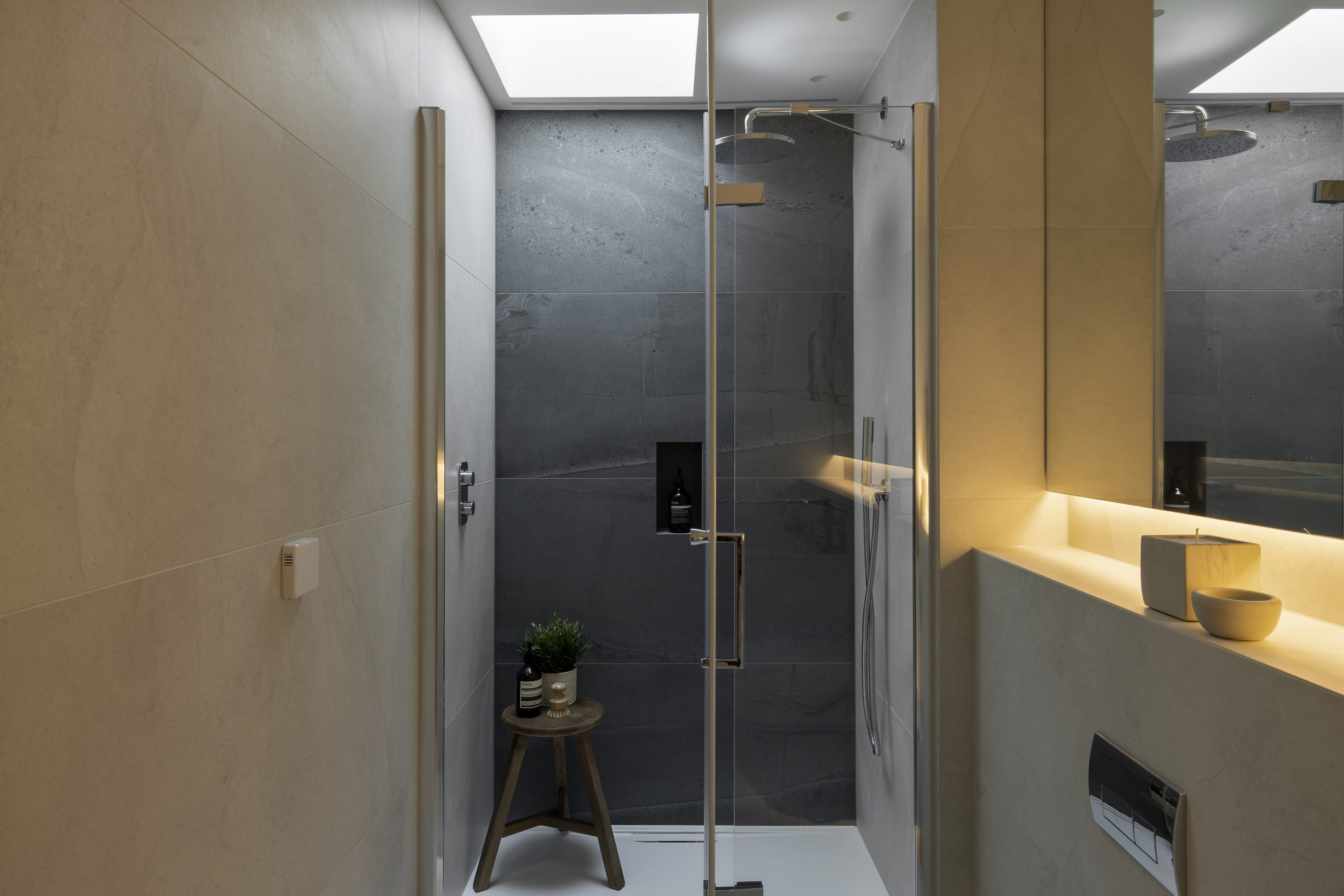 Knight Frank - 3 Hippodrome Place - 8_Hi