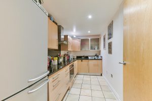 ST DAVIDS SQUARE, 355 (7)