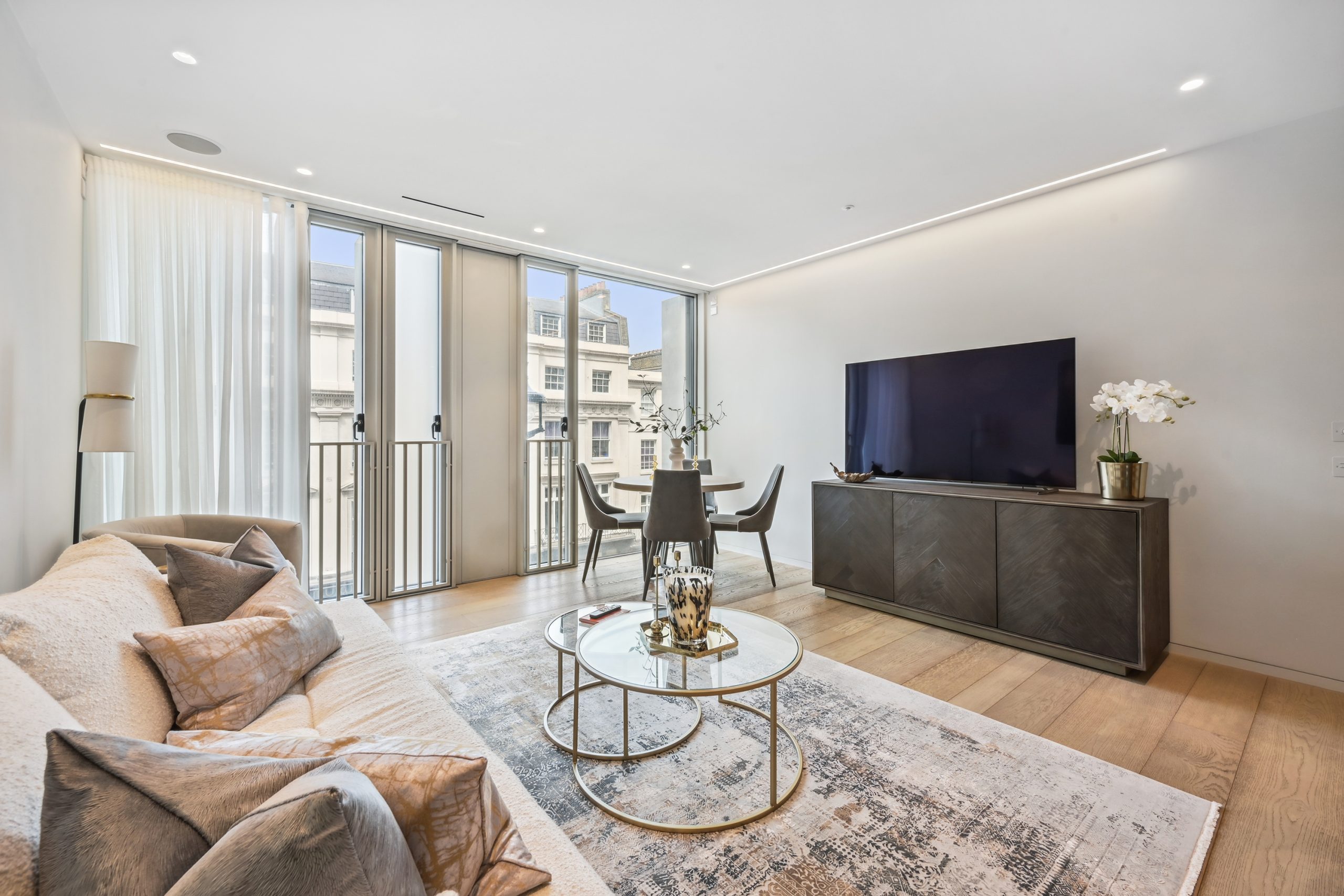 Flat B2.06 The Nova Building (6)