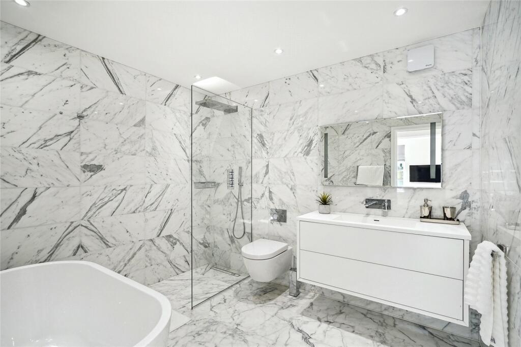 111863_CLV201789_L_IMG_08_0000