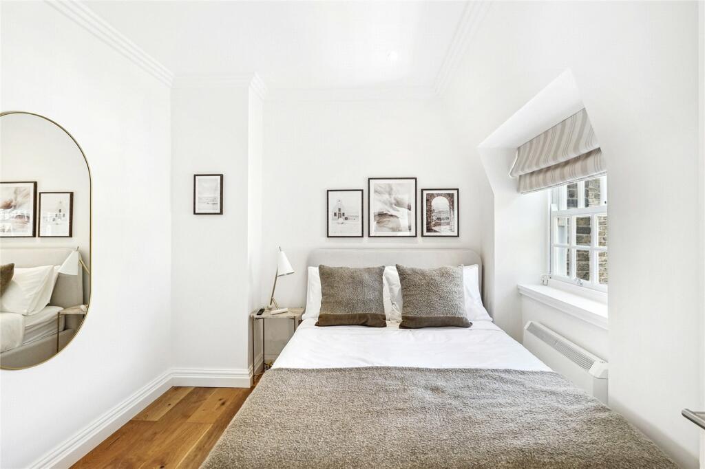 111863_CLV201789_L_IMG_11_0000