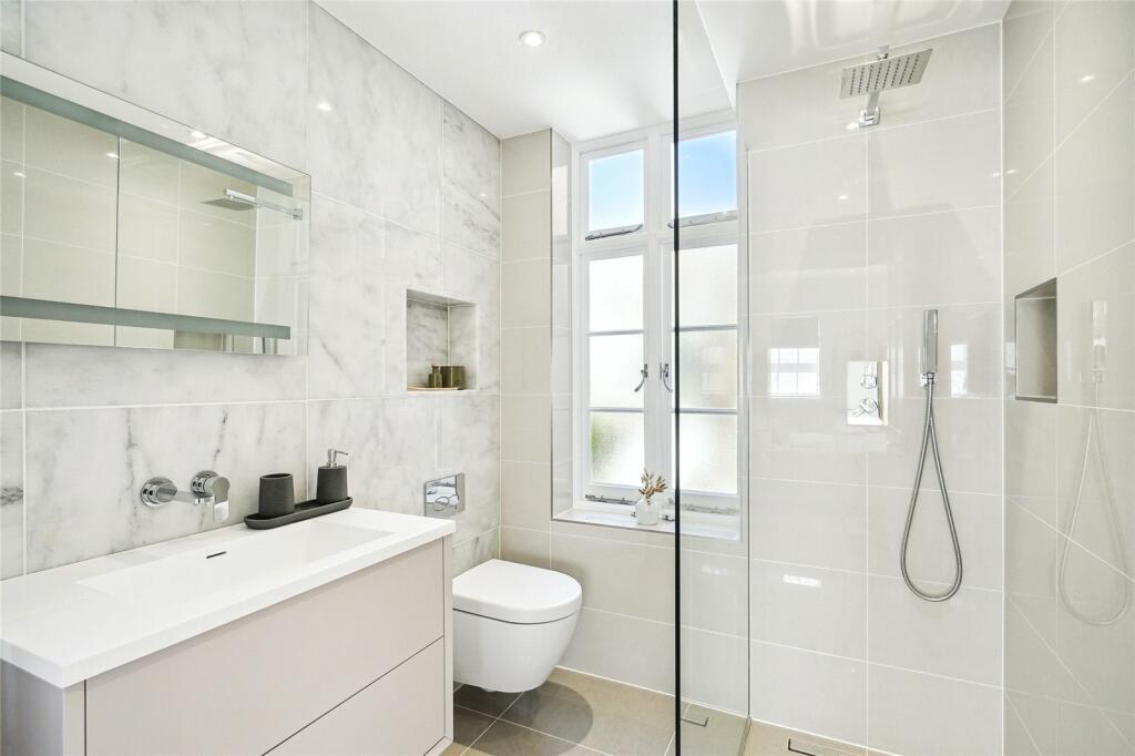 111863_CLV201789_L_IMG_12_0000