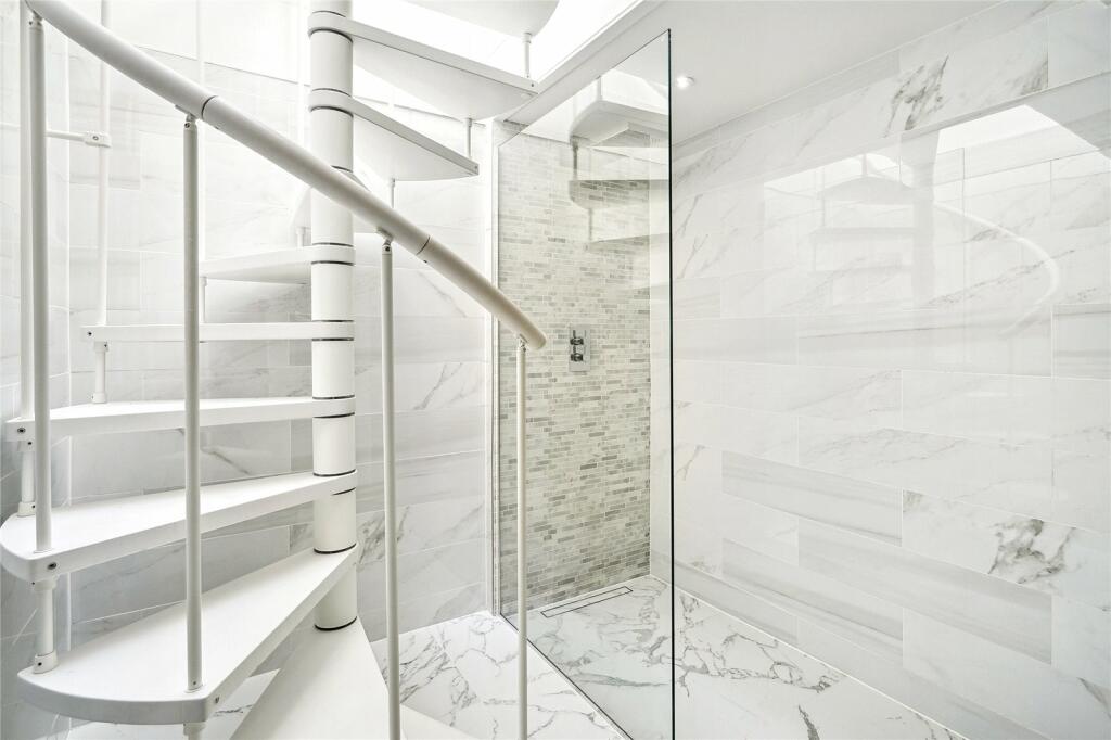 111863_CLV201789_L_IMG_14_0000