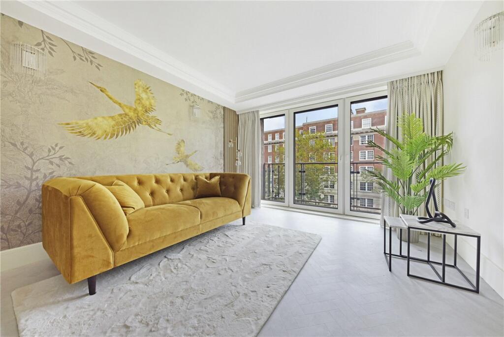 48606_MYL230090_L_IMG_03_0000