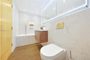 48606_MYL230090_L_IMG_21_0000