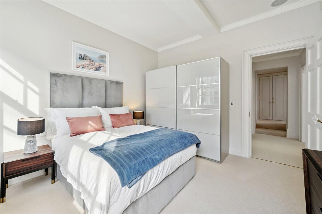 49608_MFL230100_L_IMG_05_0000