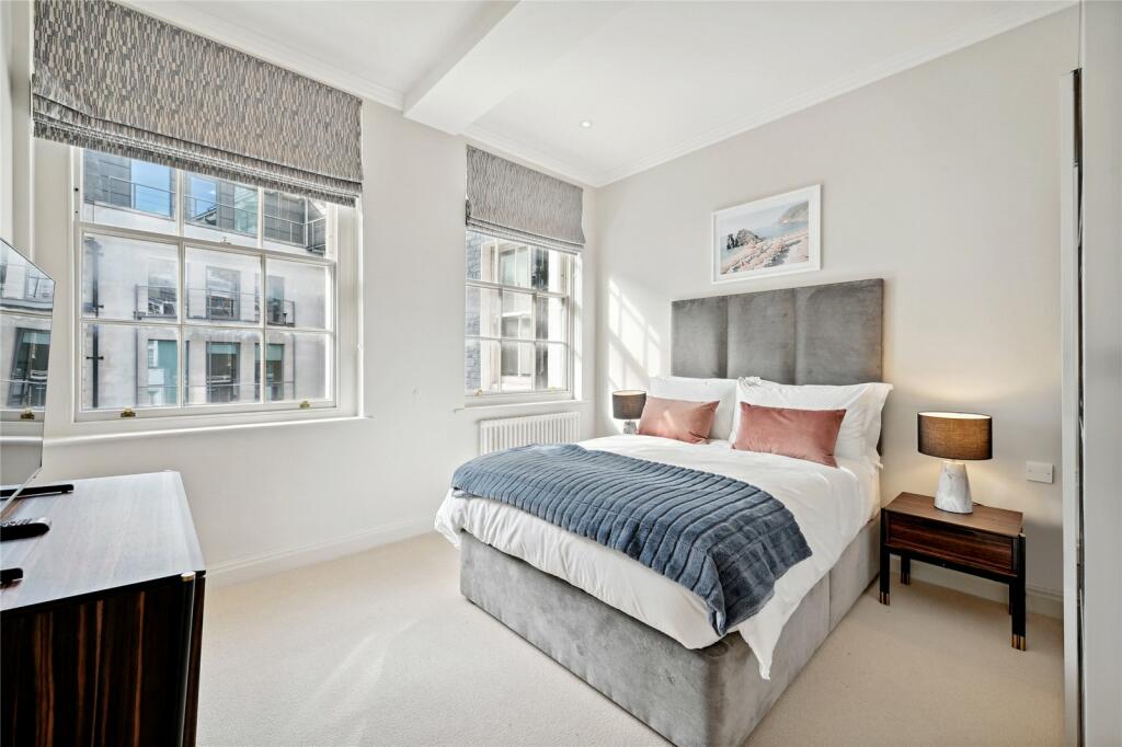 49608_MFL230100_L_IMG_06_0000