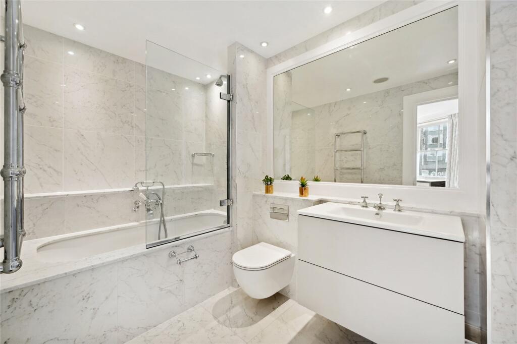 49608_MFL230100_L_IMG_10_0000