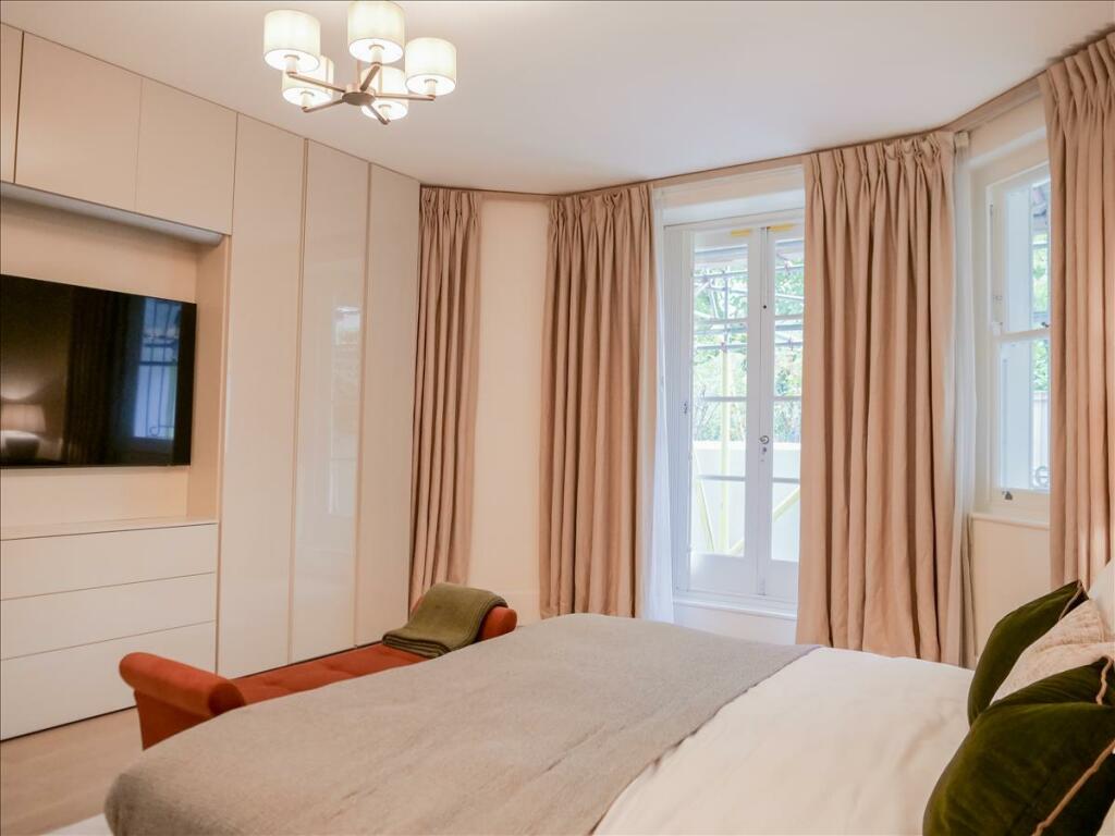 86681_SHP002A55_IMG_21_0000