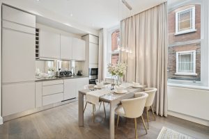 Flt 2, 18 Maddox St (3)