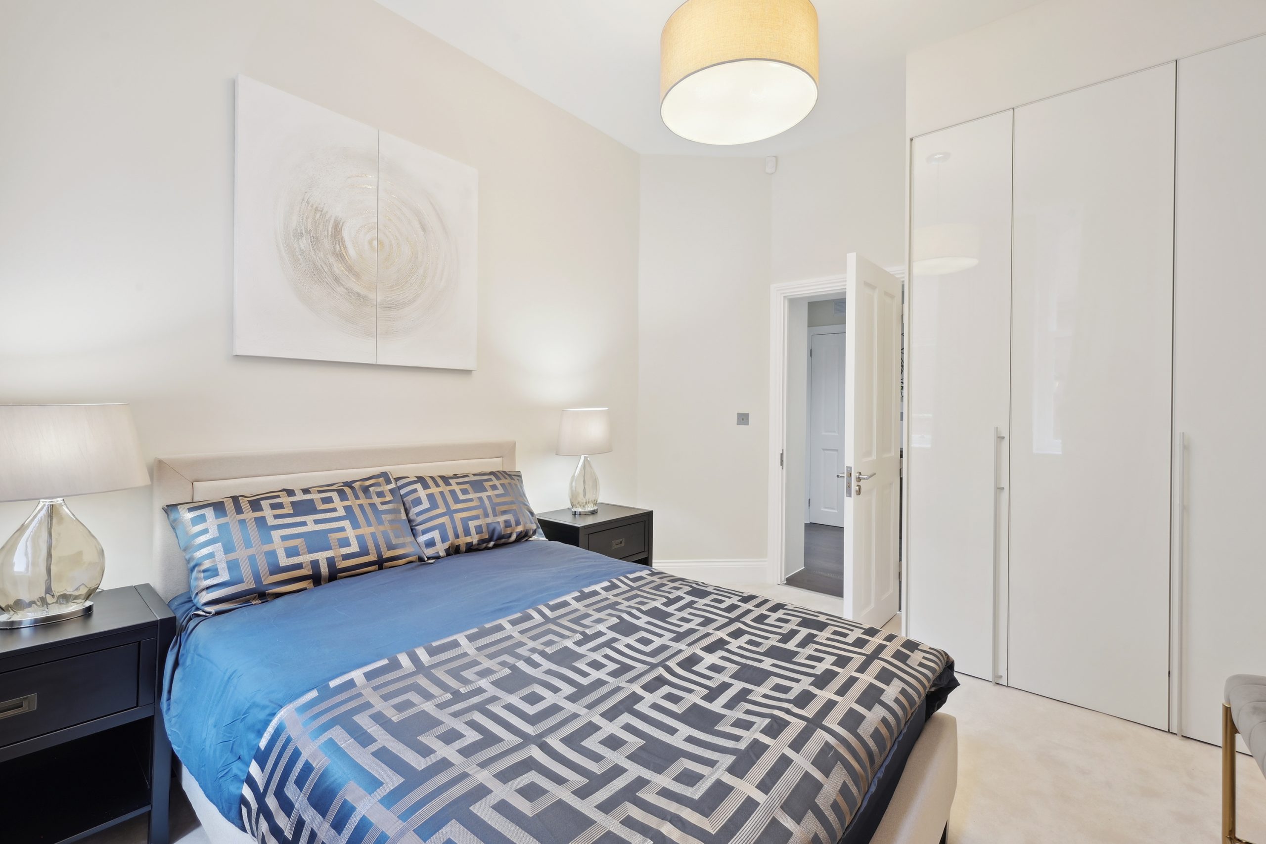 Flt 2, 18 Maddox St (7)