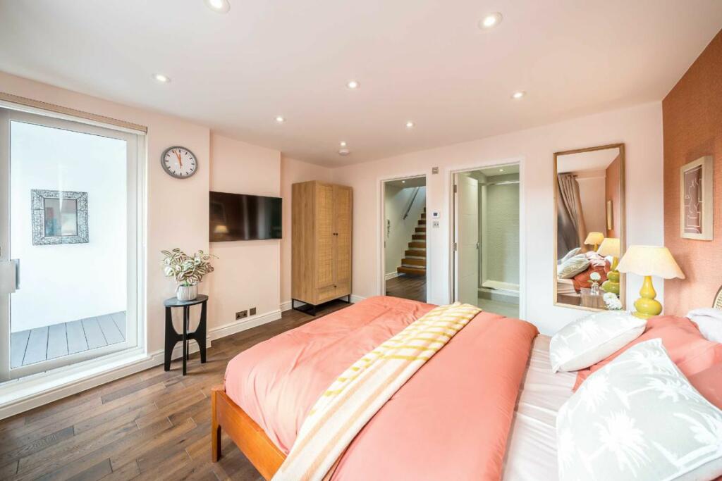 142406_32709759_IMG_06_0000