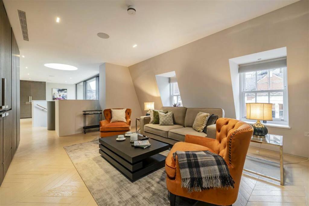 156875_32705051_IMG_00_0000