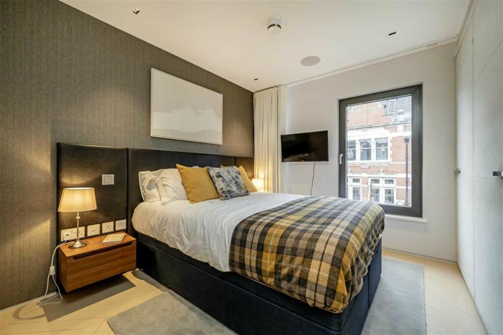 156875_32705051_IMG_01_0000