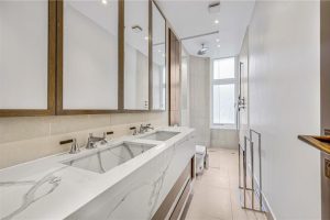 48573_HOP230111_L_IMG_10_0000