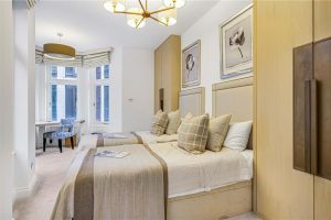 48573_HOP230111_L_IMG_14_0000