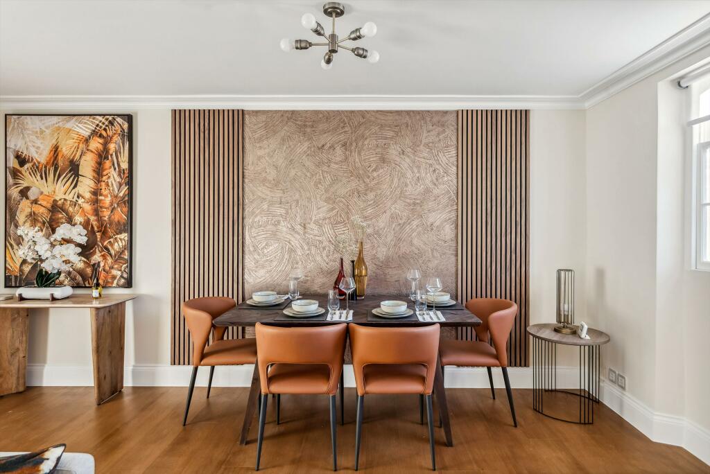 Refined Residence With Garden Views In South Kensington