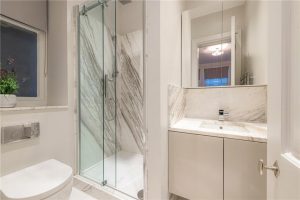 48612_MLE230033_L_IMG_05_0000