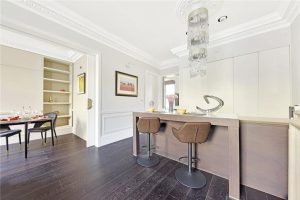 48618_KNI230085_L_IMG_05_0000