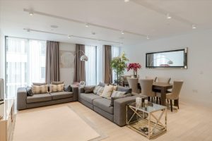 63083_MRQ012334286_IMG_00_0000