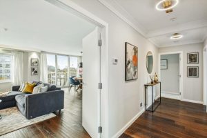 65890_KEQ012369561_IMG_10_0000