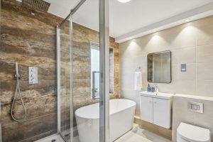 65890_KEQ012369561_IMG_15_0000