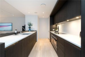 48612_MLE230098_L_IMG_15_0000