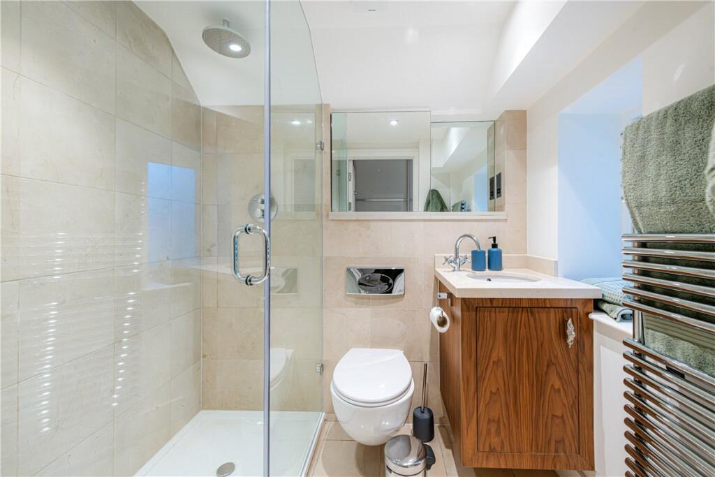 48612_MLE240010_L_IMG_08_0000