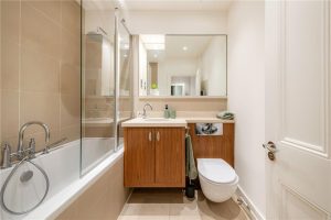 48612_MLE240010_L_IMG_18_0000