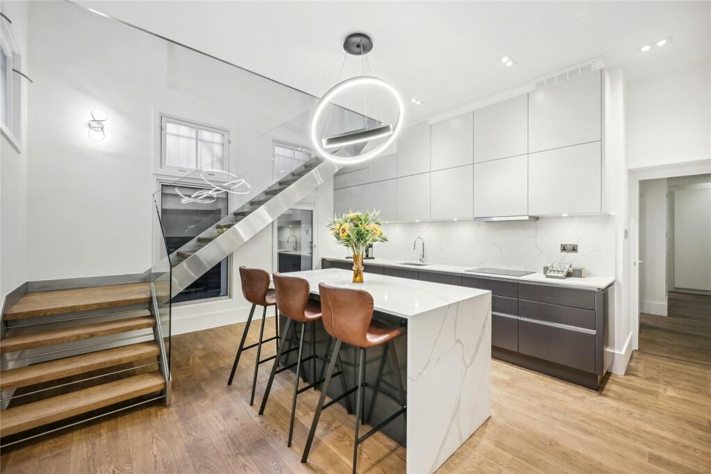 49608_MFL230118_L_IMG_04_0000