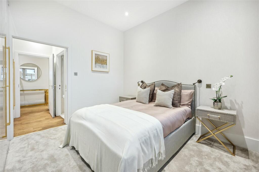 49608_MFL230118_L_IMG_05_0000