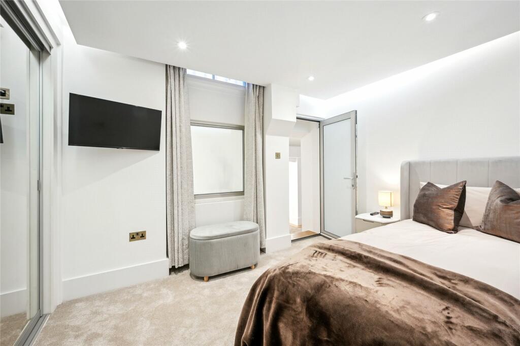 49608_MFL230118_L_IMG_08_0000