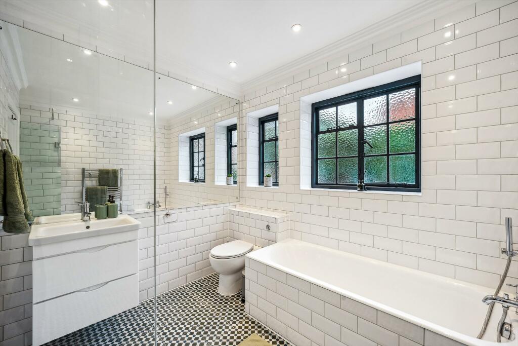 52347_BEQ012346177_IMG_12_0001