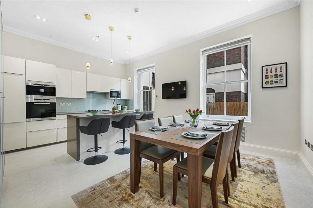 255503_SRL240010_L_IMG_01_0000