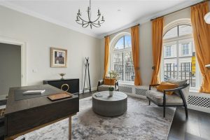 255503_SRL240010_L_IMG_04_0000