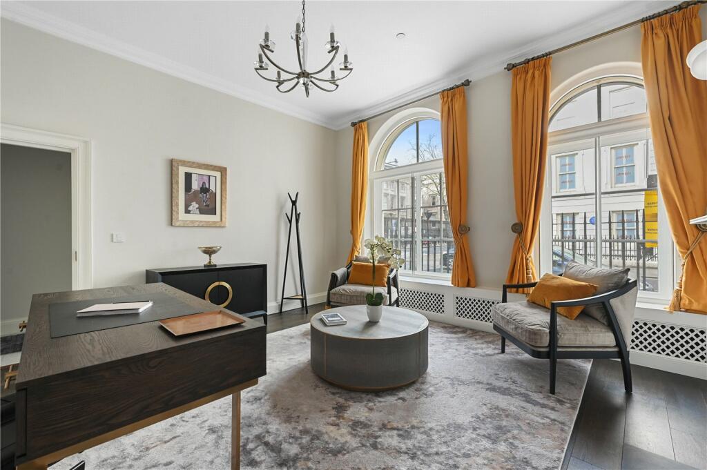 255503_SRL240010_L_IMG_04_0000