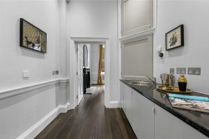 255503_SRL240010_L_IMG_10_0000