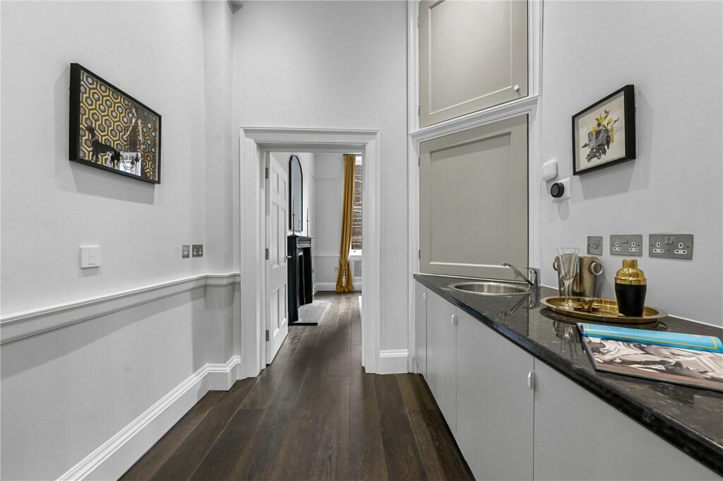 255503_SRL240010_L_IMG_10_0000