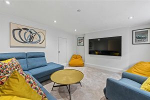 255503_SRL240010_L_IMG_18_0000