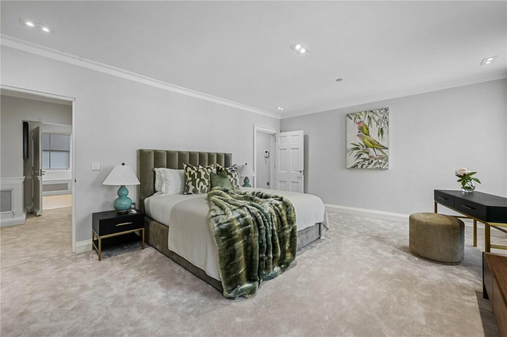 255503_SRL240010_L_IMG_19_0000